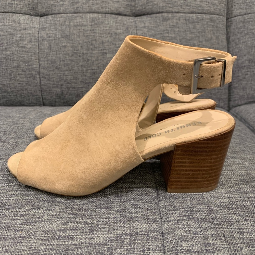 Tan suede Kenneth Cole booties. Open toe and ankle buckle. Very comfy!